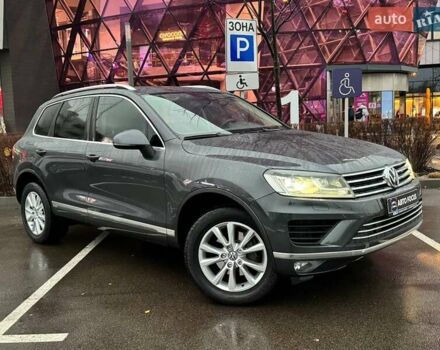 Сірий Фольксваген Туарег, об'ємом двигуна 2.97 л та пробігом 107 тис. км за 32990 $, фото 1 на Automoto.ua