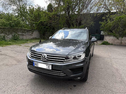 Фольксваген Туарег 2016 у Кривому Розі на Automoto.ua Сірий Фольксваген Туарег, об'ємом двигуна 3 л та пробігом 92 тис. км за 37900 $, фото 1 на Automoto.ua