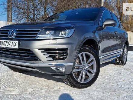 Фольксваген Туарег 2016 у Тернополі на Automoto.ua Сірий Фольксваген Туарег, об'ємом двигуна 3 л та пробігом 93 тис. км за 35999 $, фото 1 на Automoto.ua