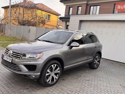 Серый Фольксваген Туарег, объемом двигателя 3.6 л и пробегом 114 тыс. км за 20800 $, фото 1 на Automoto.ua