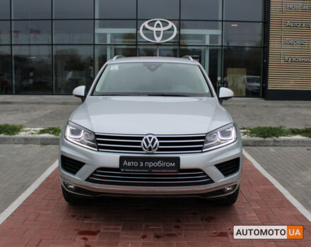 Сірий Фольксваген Туарег, об'ємом двигуна 3 л та пробігом 171 тис. км за 28900 $, фото 1 на Automoto.ua