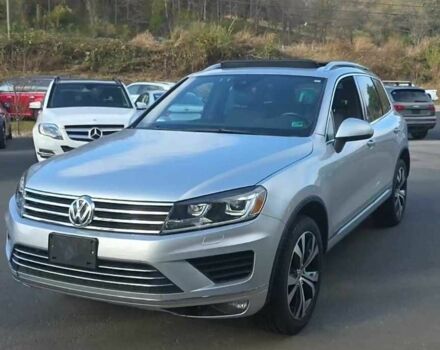 Сірий Фольксваген Туарег, об'ємом двигуна 0 л та пробігом 82 тис. км за 14000 $, фото 1 на Automoto.ua