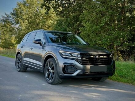 Серый Фольксваген Туарег, объемом двигателя 3 л и пробегом 32 тыс. км за 21600 $, фото 1 на Automoto.ua