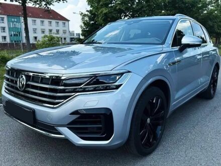Фольксваген Туарег 2018 у Черкасах на Automoto.ua Сірий Фольксваген Туарег, об'ємом двигуна 3 л та пробігом 87 тис. км за 21500 $, фото 1 на Automoto.ua