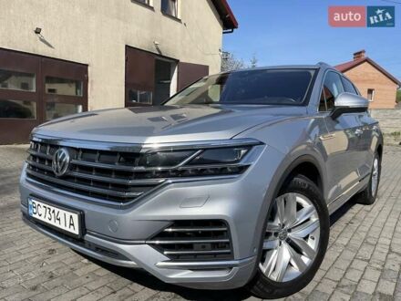 Фольксваген Туарег 2019 в Львове на Automoto.ua Серый Фольксваген Туарег, объемом двигателя 2.97 л и пробегом 260 тыс. км за 44000 $, фото 1 на Automoto.ua
