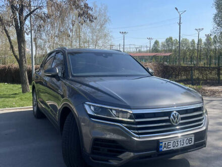 Фольксваген Туарег 2020 в Днепре (Днепропетровске) на Automoto.ua Серый Фольксваген Туарег, объемом двигателя 3 л и пробегом 119 тыс. км за 46800 $, фото 1 на Automoto.ua