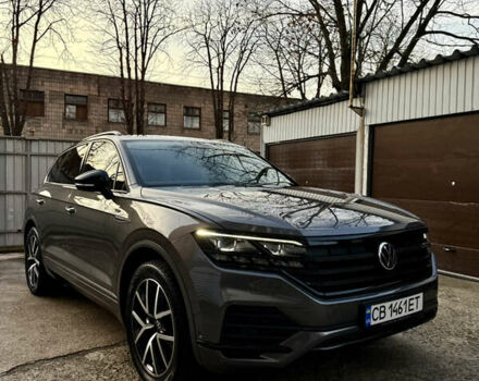 Серый Фольксваген Туарег, объемом двигателя 2.97 л и пробегом 125 тыс. км за 46800 $, фото 1 на Automoto.ua