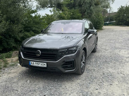 Фольксваген Туарег 2020 в Киеве на Automoto.ua Серый Фольксваген Туарег, объемом двигателя 2.97 л и пробегом 108 тыс. км за 57800 $, фото 1 на Automoto.ua