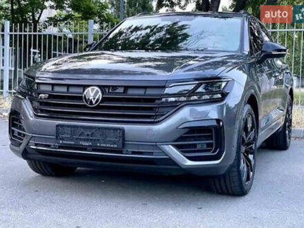 Фольксваген Туарег 2020 в Киеве на Automoto.ua Серый Фольксваген Туарег, объемом двигателя 3 л и пробегом 118 тыс. км за 51000 $, фото 1 на Automoto.ua