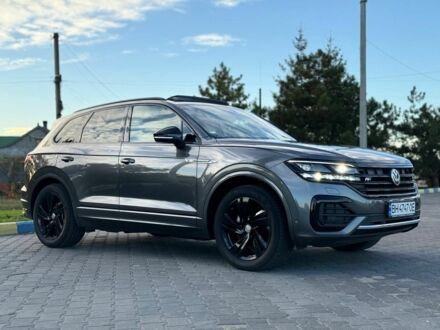 Фольксваген Туарег 2020 в Измаиле на Automoto.ua Серый Фольксваген Туарег, объемом двигателя 3 л и пробегом 210 тыс. км за 1402 $, фото 1 на Automoto.ua