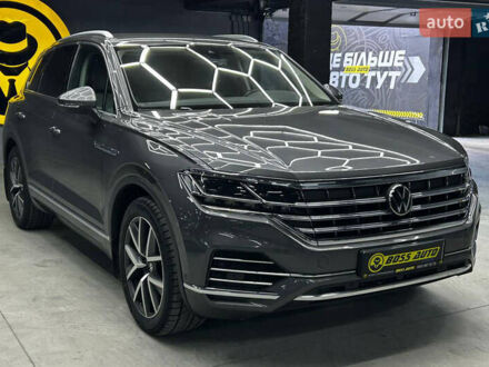 Фольксваген Туарег 2020 в Черновцах на Automoto.ua Серый Фольксваген Туарег, объемом двигателя 3 л и пробегом 90 тыс. км за 50500 $, фото 1 на Automoto.ua