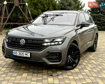 Серый Фольксваген Туарег, объемом двигателя 2.97 л и пробегом 97 тыс. км за 58700 $, фото 1 на Automoto.ua