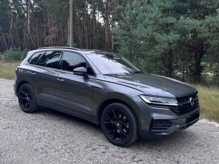 Фольксваген Туарег 2021 в Ахтырке на Automoto.ua Серый Фольксваген Туарег, объемом двигателя 2.97 л и пробегом 91 тыс. км за 56000 $, фото 1 на Automoto.ua