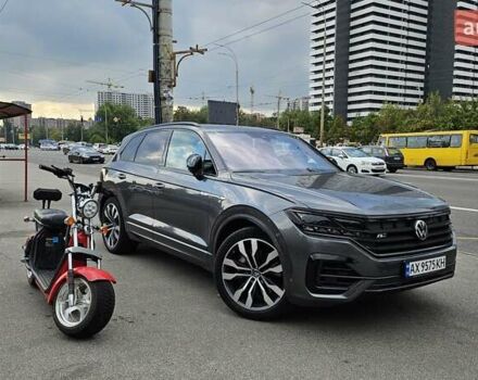 Сірий Фольксваген Туарег, об'ємом двигуна 2.99 л та пробігом 90 тис. км за 54500 $, фото 1 на Automoto.ua