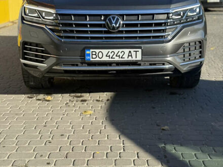 Фольксваген Туарег 2023 у Тернополі на Automoto.ua Сірий Фольксваген Туарег, об'ємом двигуна 2.97 л та пробігом 66 тис. км за 66800 $, фото 1 на Automoto.ua