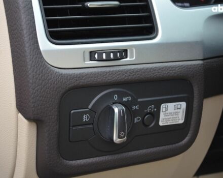 Синій Фольксваген Туарег, об'ємом двигуна 3 л та пробігом 144 тис. км за 23700 $, фото 13 на Automoto.ua