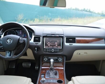 Синій Фольксваген Туарег, об'ємом двигуна 3 л та пробігом 144 тис. км за 23700 $, фото 12 на Automoto.ua