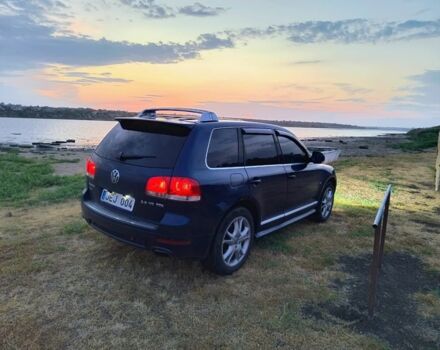 Синий Фольксваген Туарег, объемом двигателя 3 л и пробегом 300 тыс. км за 6200 $, фото 2 на Automoto.ua