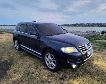 Синий Фольксваген Туарег, объемом двигателя 3 л и пробегом 300 тыс. км за 6200 $, фото 4 на Automoto.ua