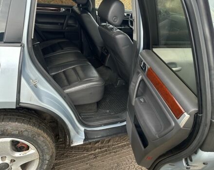 Фольксваген Туарег 2004 в Славянске на Automoto.ua Синий Фольксваген Туарег, объемом двигателя 2.5 л и пробегом 351 тыс. км за 4000 $, фото 8 на Automoto.ua