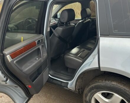 Фольксваген Туарег 2004 в Славянске на Automoto.ua Синий Фольксваген Туарег, объемом двигателя 2.5 л и пробегом 351 тыс. км за 4000 $, фото 5 на Automoto.ua