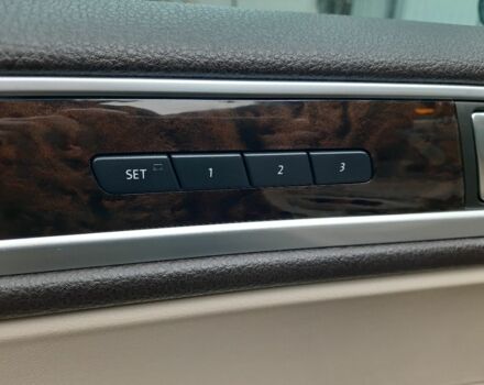 Синій Фольксваген Туарег, об'ємом двигуна 3 л та пробігом 236 тис. км за 21500 $, фото 7 на Automoto.ua