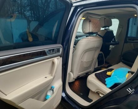 Синій Фольксваген Туарег, об'ємом двигуна 3 л та пробігом 236 тис. км за 21500 $, фото 17 на Automoto.ua