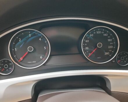 Синій Фольксваген Туарег, об'ємом двигуна 3 л та пробігом 236 тис. км за 21500 $, фото 8 на Automoto.ua