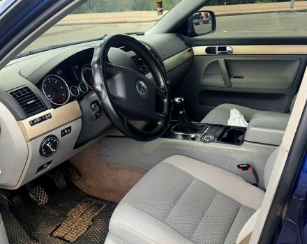 Синий Фольксваген Туарег, объемом двигателя 2.5 л и пробегом 343 тыс. км за 5500 $, фото 3 на Automoto.ua