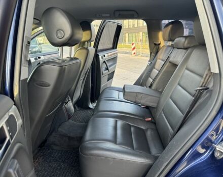 Синий Фольксваген Туарег, объемом двигателя 5 л и пробегом 192 тыс. км за 4400 $, фото 4 на Automoto.ua