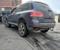 Синий Фольксваген Туарег, объемом двигателя 5 л и пробегом 400 тыс. км за 4662 $, фото 3 на Automoto.ua