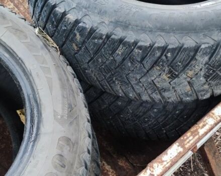 Синій Фольксваген Туарег, об'ємом двигуна 2.5 л та пробігом 327 тис. км за 3800 $, фото 7 на Automoto.ua