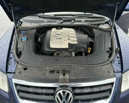 Синий Фольксваген Туарег, объемом двигателя 0 л и пробегом 350 тыс. км за 3500 $, фото 5 на Automoto.ua