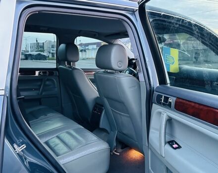 Синій Фольксваген Туарег, об'ємом двигуна 3 л та пробігом 200 тис. км за 4856 $, фото 16 на Automoto.ua