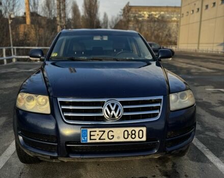 Синий Фольксваген Туарег, объемом двигателя 2.5 л и пробегом 372 тыс. км за 3799 $, фото 1 на Automoto.ua