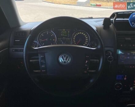 Синий Фольксваген Туарег, объемом двигателя 2.97 л и пробегом 284 тыс. км за 9000 $, фото 29 на Automoto.ua