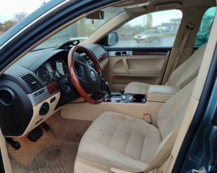 Синий Фольксваген Туарег, объемом двигателя 2.5 л и пробегом 336 тыс. км за 5500 $, фото 13 на Automoto.ua