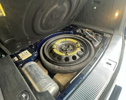 Синий Фольксваген Туарег, объемом двигателя 2.46 л и пробегом 264 тыс. км за 9700 $, фото 12 на Automoto.ua