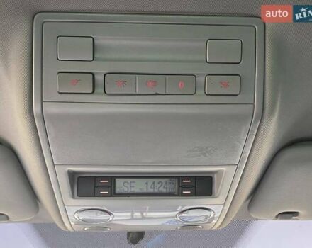 Синий Фольксваген Туарег, объемом двигателя 2.97 л и пробегом 284 тыс. км за 9000 $, фото 36 на Automoto.ua