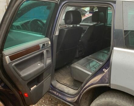 Синий Фольксваген Туарег, объемом двигателя 3 л и пробегом 261 тыс. км за 4000 $, фото 7 на Automoto.ua