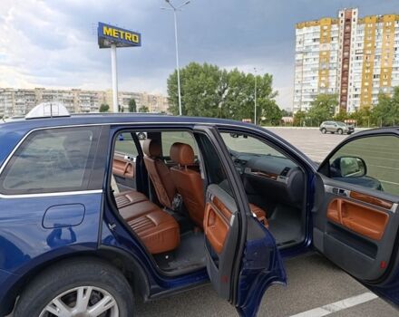 Синій Фольксваген Туарег, об'ємом двигуна 0 л та пробігом 255 тис. км за 7500 $, фото 3 на Automoto.ua