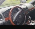 Синий Фольксваген Туарег, объемом двигателя 3 л и пробегом 329 тыс. км за 5800 $, фото 2 на Automoto.ua
