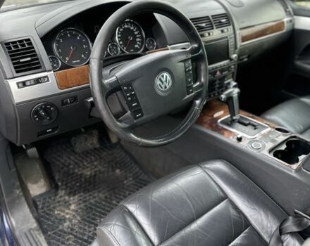 Синий Фольксваген Туарег, объемом двигателя 3 л и пробегом 350 тыс. км за 6200 $, фото 9 на Automoto.ua