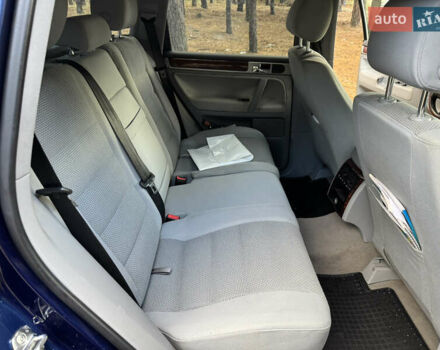 Синий Фольксваген Туарег, объемом двигателя 3.6 л и пробегом 353 тыс. км за 11000 $, фото 14 на Automoto.ua