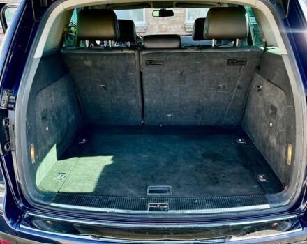 Синий Фольксваген Туарег, объемом двигателя 3 л и пробегом 350 тыс. км за 6000 $, фото 11 на Automoto.ua