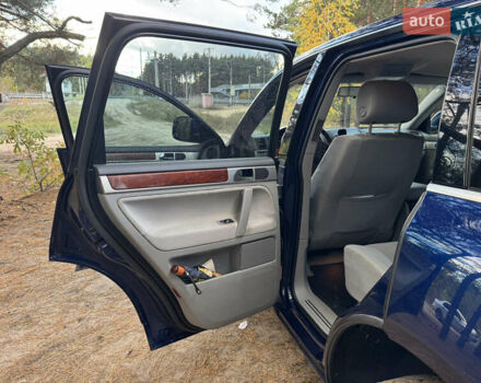 Синий Фольксваген Туарег, объемом двигателя 3.6 л и пробегом 353 тыс. км за 11000 $, фото 11 на Automoto.ua