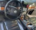 Синий Фольксваген Туарег, объемом двигателя 2.5 л и пробегом 350 тыс. км за 7800 $, фото 3 на Automoto.ua