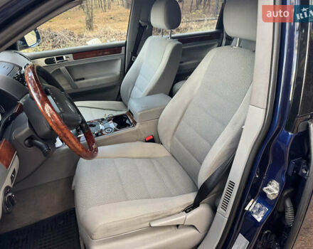 Синий Фольксваген Туарег, объемом двигателя 3.6 л и пробегом 353 тыс. км за 11000 $, фото 10 на Automoto.ua