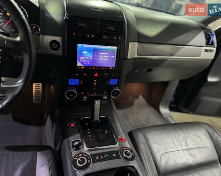 Синій Фольксваген Туарег, об'ємом двигуна 3 л та пробігом 286 тис. км за 14200 $, фото 15 на Automoto.ua