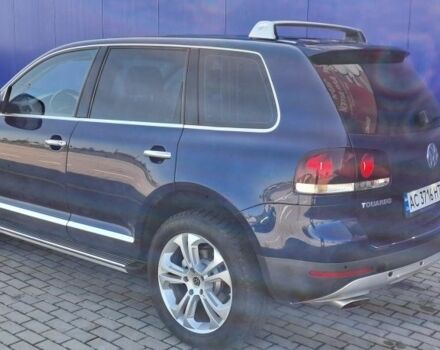 Синий Фольксваген Туарег, объемом двигателя 4.2 л и пробегом 210 тыс. км за 7500 $, фото 3 на Automoto.ua